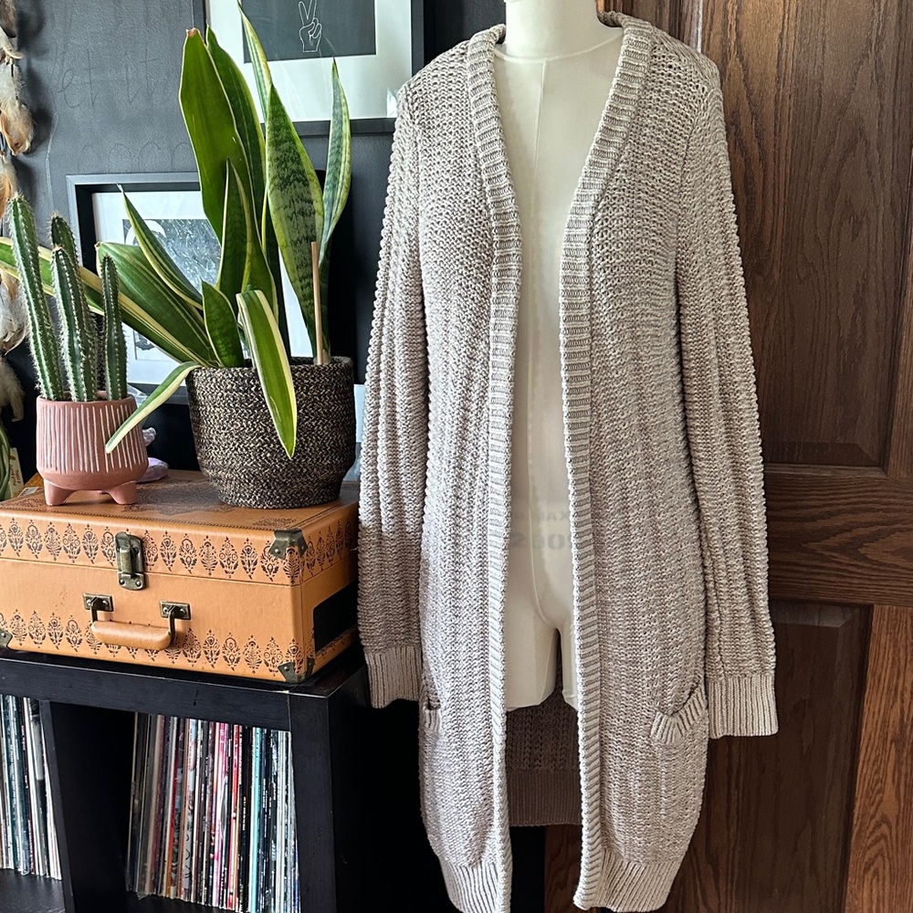 Roots Canada Cozy Beige Open-Front Cardigan Sweater